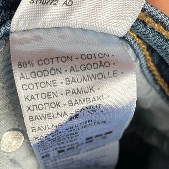 Levi’s Ribcage Straight Ankle Jeans size 32 - Picture 9 of 10